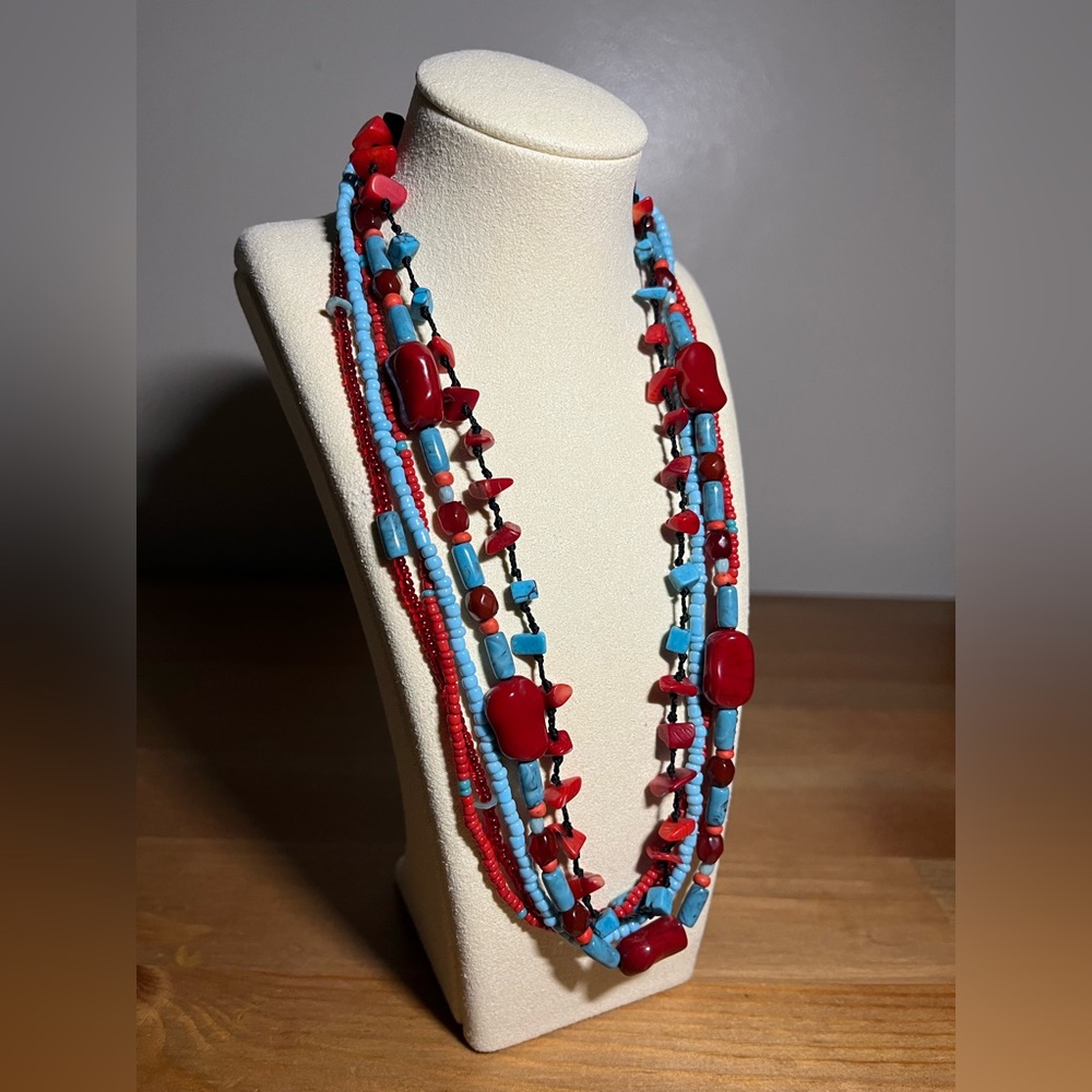 Beaded Necklace Teal and Red Color Simulated Coral and Faux Howlite - Picture 6 of 7